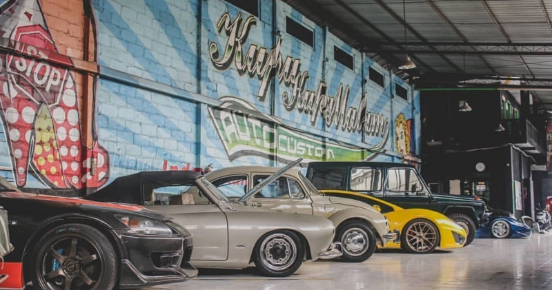 Klasik vs Modern: Restorasi Mobil Lawas Masih Worth It di 2025?