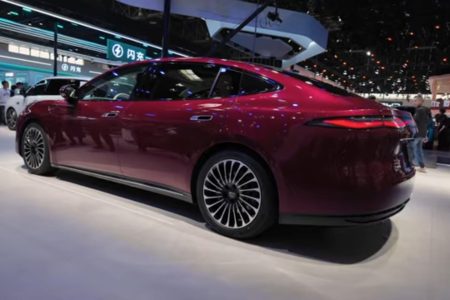 Kiamat Mobil Listrik Standar? Mengapa 'Modular Bio-Vehicle' Menjadi Tren Gila yang Menggeser Dominasi Tesla di April 2026