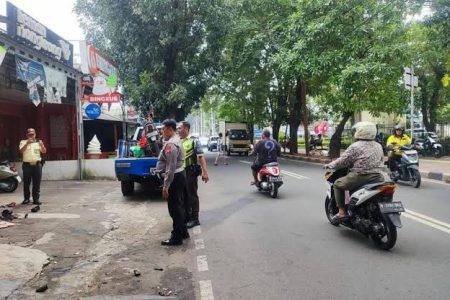 Ketika BMW Rp 3 Milyar Bertemu Emosi Warga Jakbar: Ini Bukan Sekadar Tabrak Lari