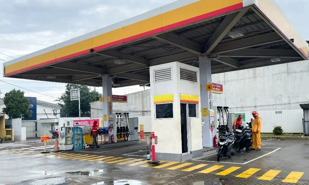 Kiamat SPBU: Era 'Solar-Road Integration' yang Bikin Mobil Bisa Ngecas Sendiri Sambil Melaju di Tol Agustus 2026